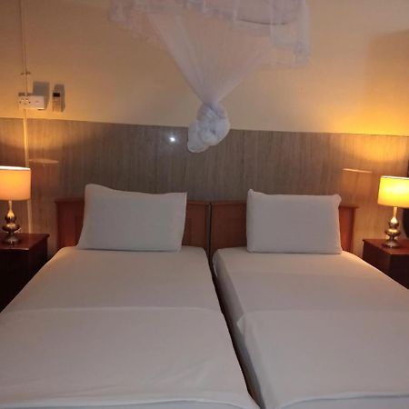 Milano Tourist Rest Hotel Anuradhapura Exterior foto