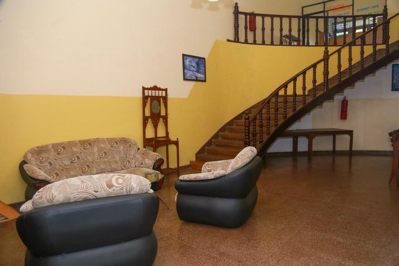 Milano Tourist Rest Hotel Anuradhapura Exterior foto