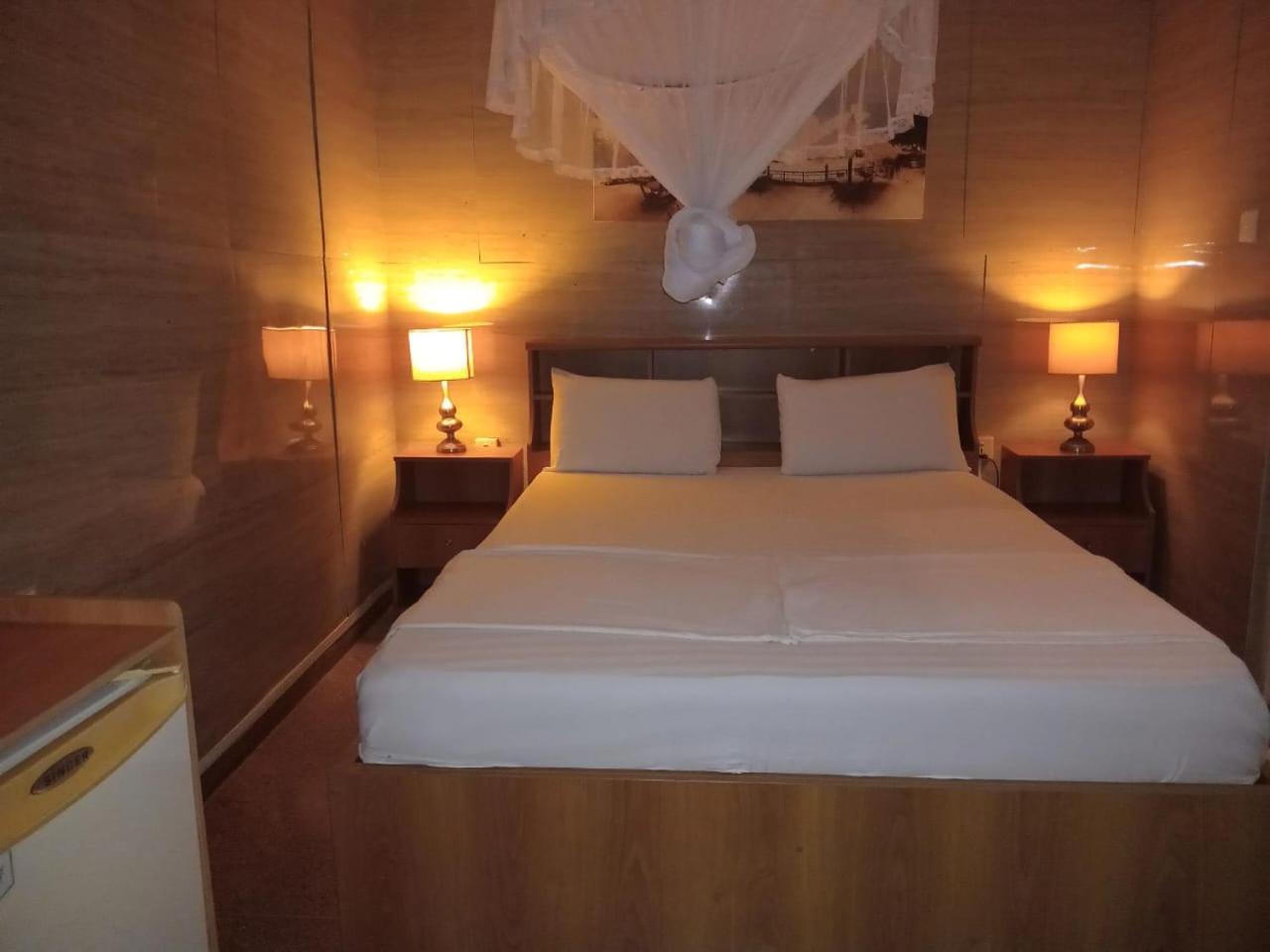 Milano Tourist Rest Hotel Anuradhapura Exterior foto