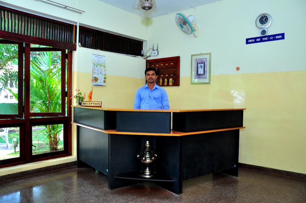 Milano Tourist Rest Hotel Anuradhapura Exterior foto