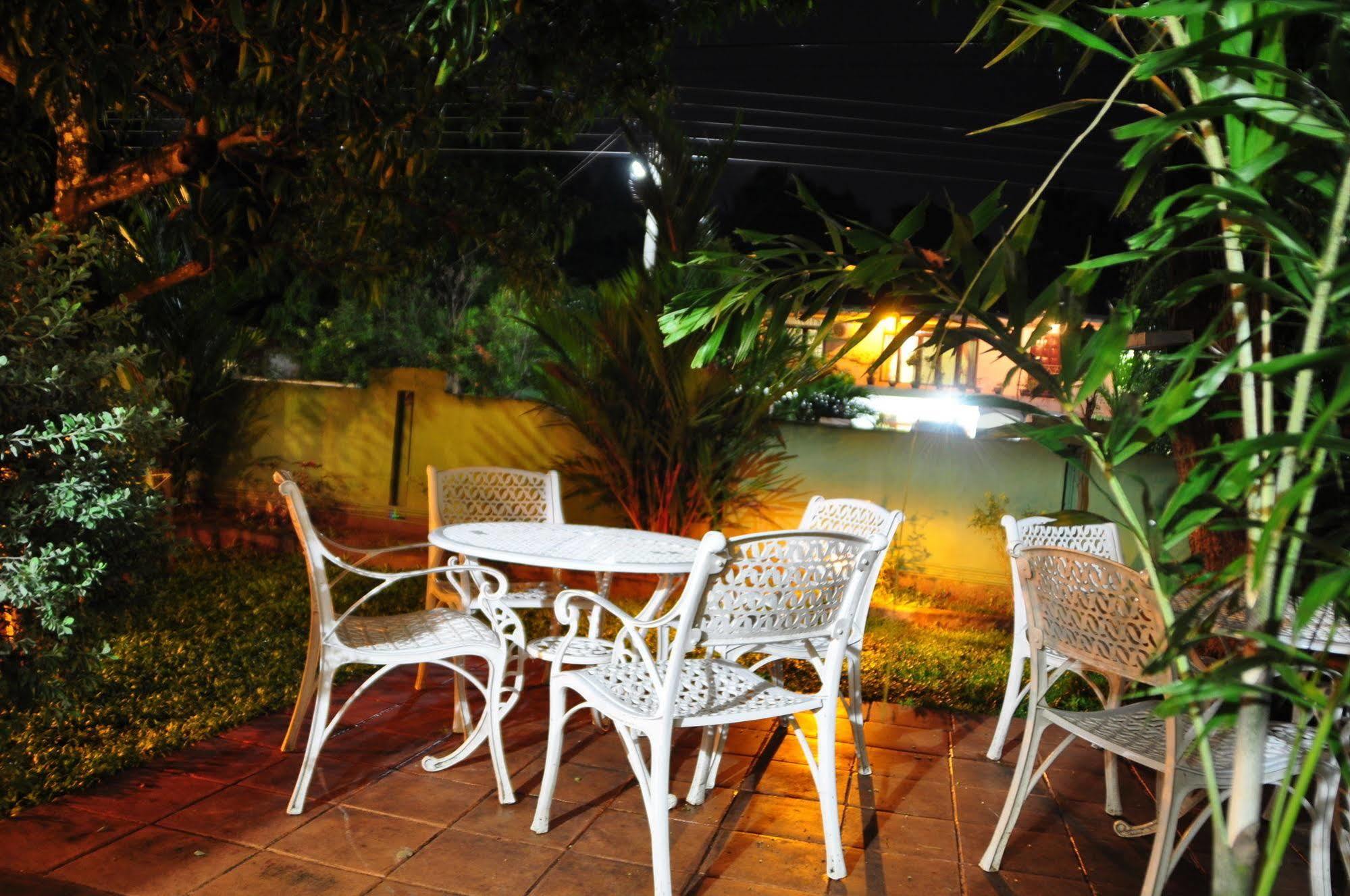 Milano Tourist Rest Hotel Anuradhapura Exterior foto